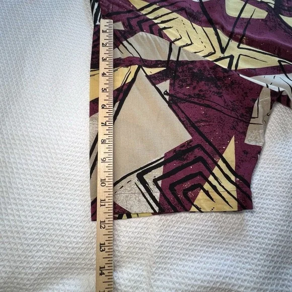 Vintage Geometric Pattern Short Sleeve Button-Up Shirt Retro Larger Sized - Picture 7 of 7